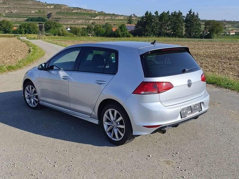 Silber Gebraucht 2014 VW Golf VII R Limousine | € 12.500 (Fairer Preis) - Bild 1/4