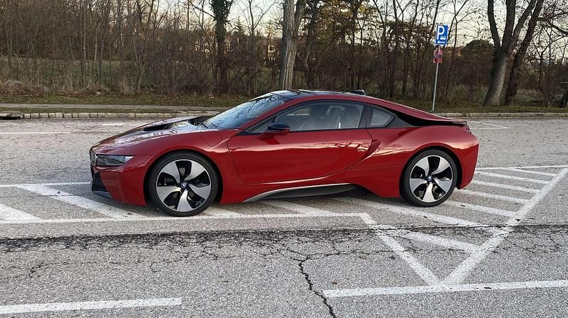 Gebraucht BMW i8 231 PS (169 kW) 2016 Rot Coupé