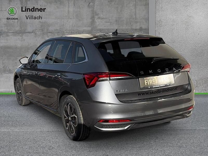 Neu Skoda Scala Selection 95 PS (69 kW) 2025 Mittelgrau  metallic Kleinwagen