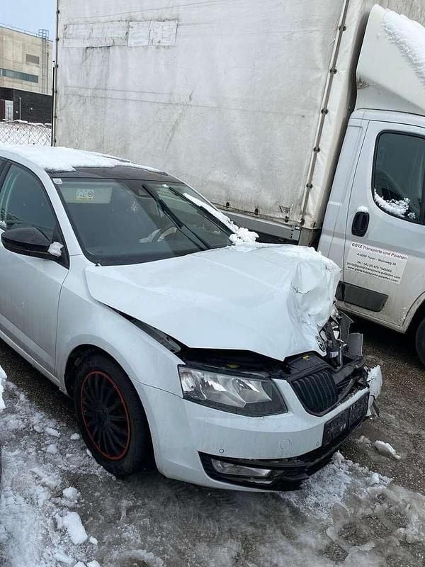 Gebraucht Skoda Octavia Active 116 PS (85 kW) 2017 Weiß Limousine