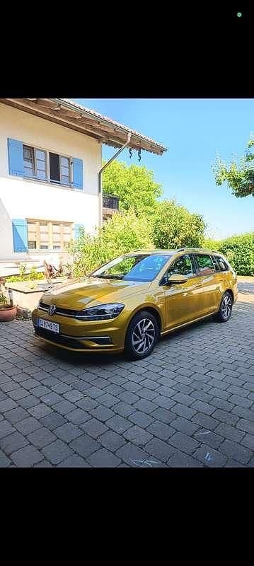 Gebraucht VW Golf VII Comfortline 110 PS (80 kW) 2018 Kombi