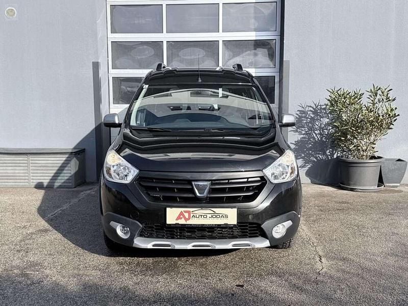 Gebraucht Dacia Dokker Stepway 116 PS (85 kW) 2016 Schwarz Van / Kleinbus