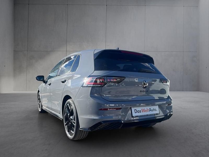 Neu VW Golf VIII Sport 115 PS (84 kW) 2026 Mittelgrau  normal