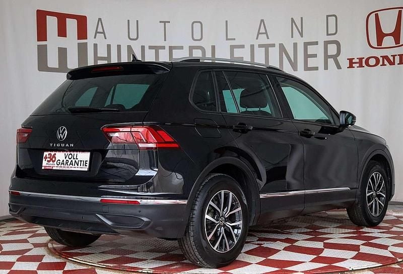 Gebraucht VW Tiguan 150 PS (110 kW) 2021 Schwarz SUV