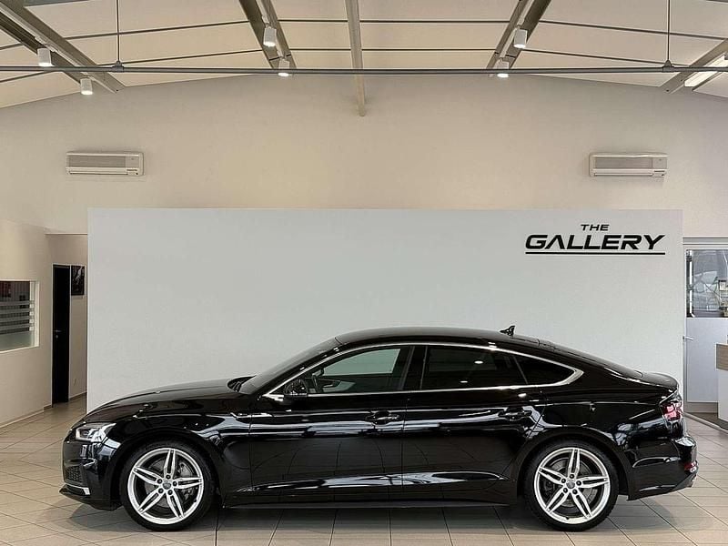 Schwarz Gebraucht 2019 Audi A5 Sportback S-Line Kleinwagen | € 32.960 (Etwas zu teuer) - Bild 1/4