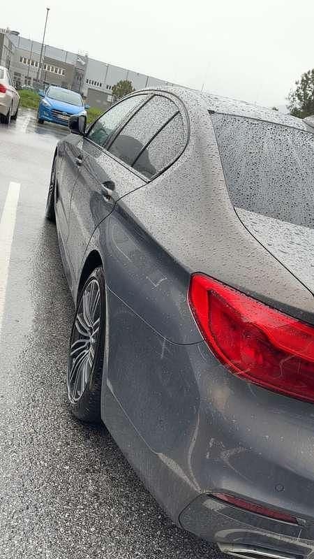 Gebraucht BMW 530e M Sport 184 PS (135 kW) 2019 Gelb Limousine