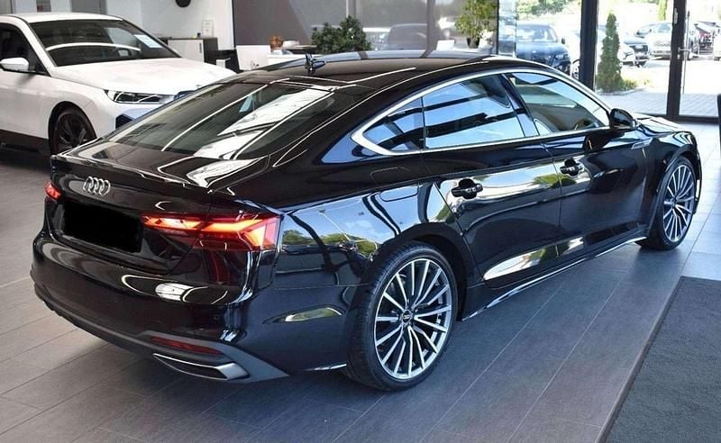 Gebraucht Audi A5 163 PS (119 kW) 2021 Schwarz Kleinwagen