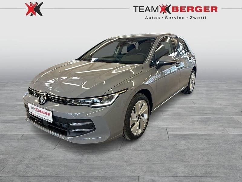 Neu VW Golf VIII 115 PS (84 kW) 2025 Mittelgrau  normal