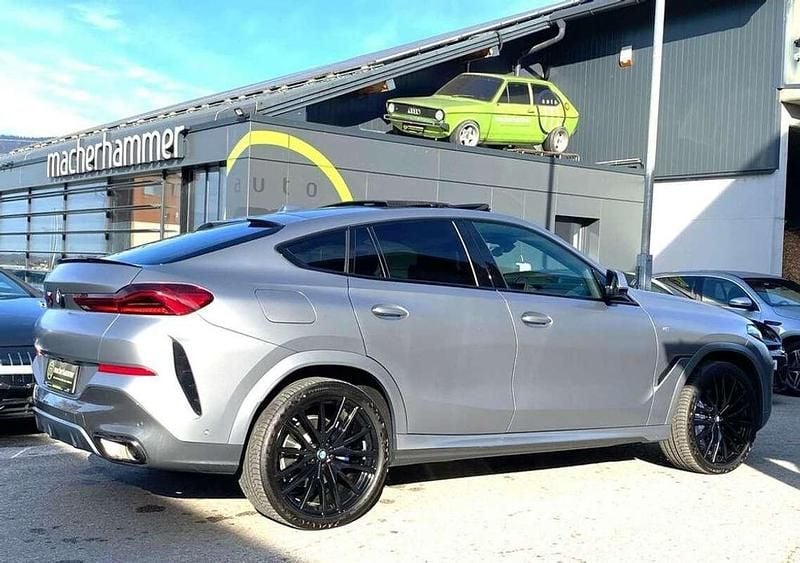 Gebraucht BMW X6 M Sport 298 PS (219 kW) 2024 Grau SUV