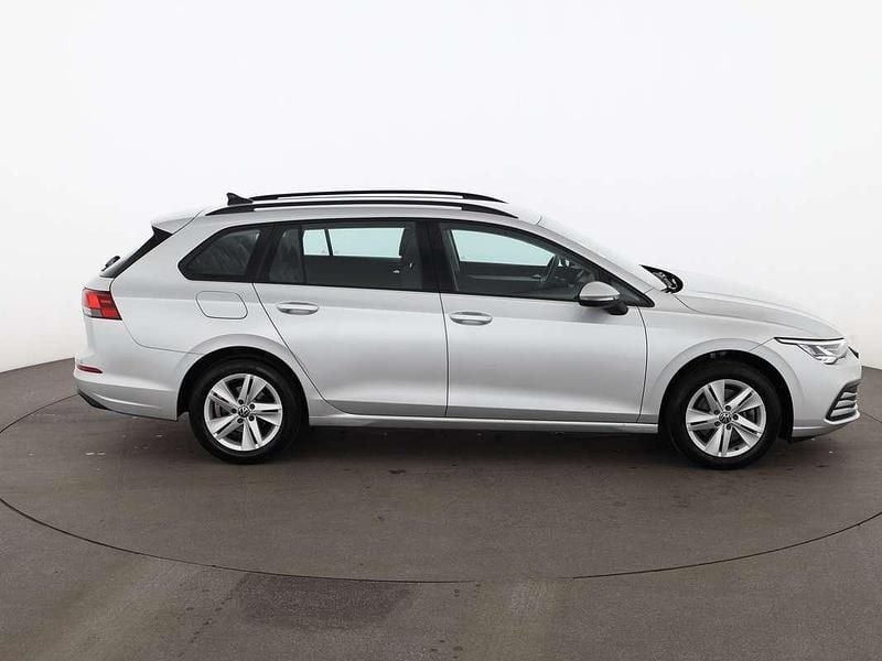 Gebraucht VW Golf VIII Life 150 PS (110 kW) 2022 Silber Kombi