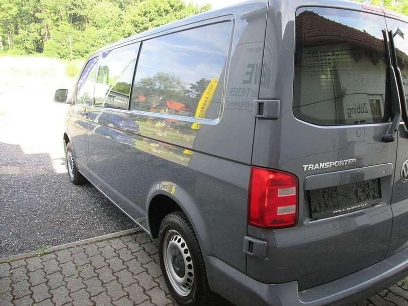 Gebraucht VW T6 150 PS (110 kW) 2017 Grau Van