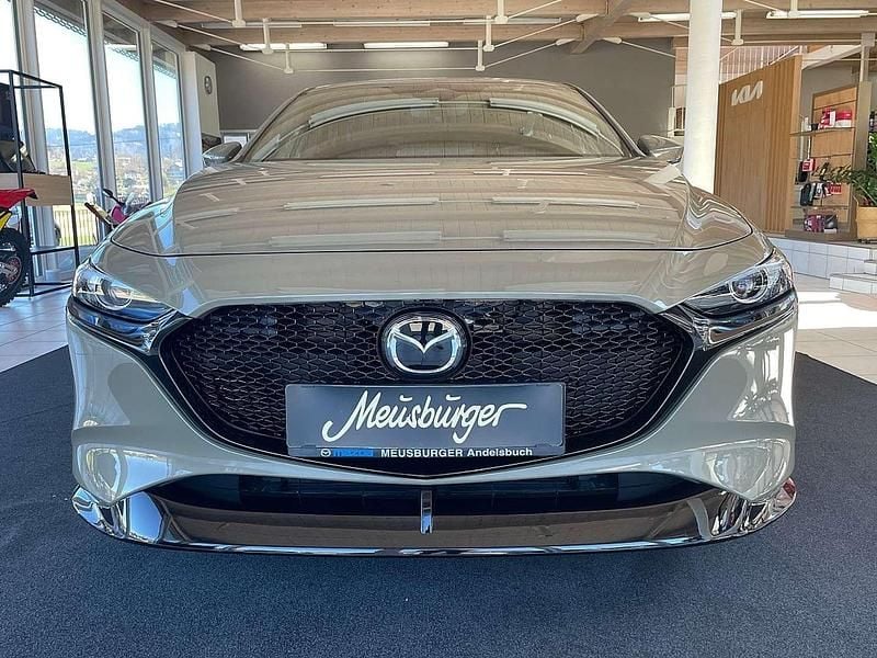 Neu Mazda 3 Homura-Line 140 PS (102 kW) 2025 Braun Limousine