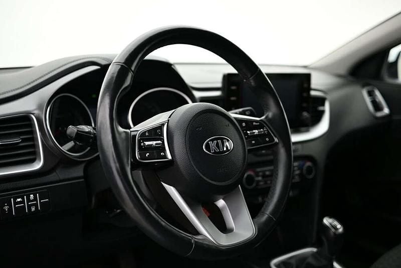 Gebraucht Kia XCeed Silver 136 PS (100 kW) 2022 Weiß SUV