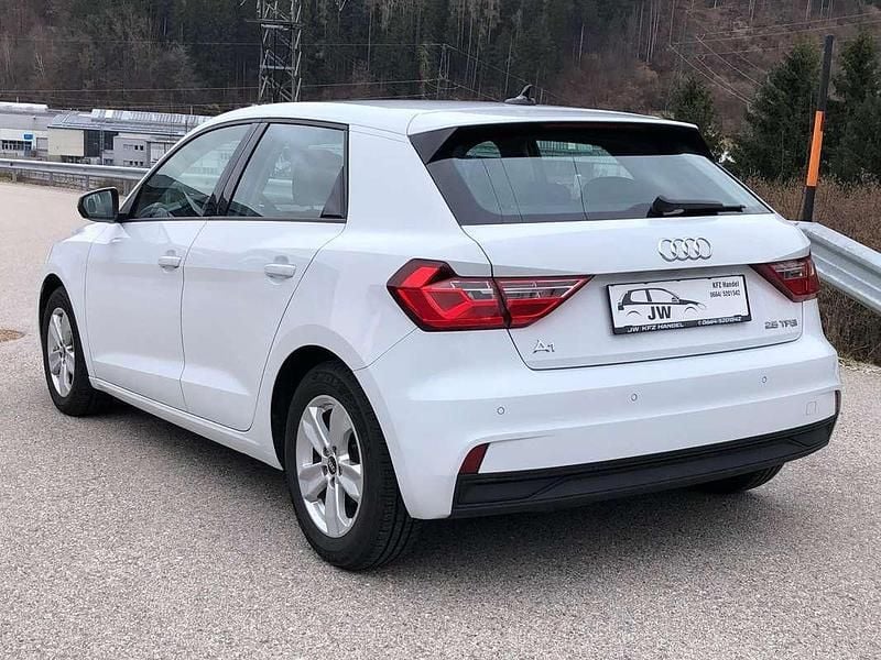 Gebraucht Audi A1 Sportback 95 PS (69 kW) 2020 Weiß Kleinwagen