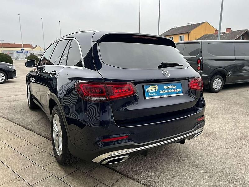 Gebraucht Mercedes GLC200 163 PS (119 kW) 2021 Blau SUV