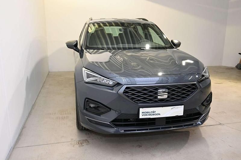 Gebraucht Seat Tarraco FR 150 PS (110 kW) 2024 Grau SUV