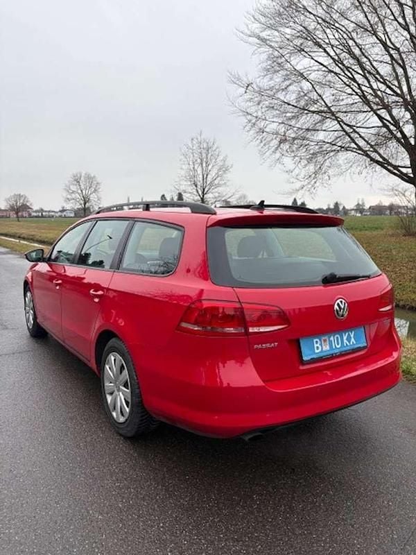 Gebraucht VW Passat Sport 105 PS (77 kW) 2014 Rot Kombi