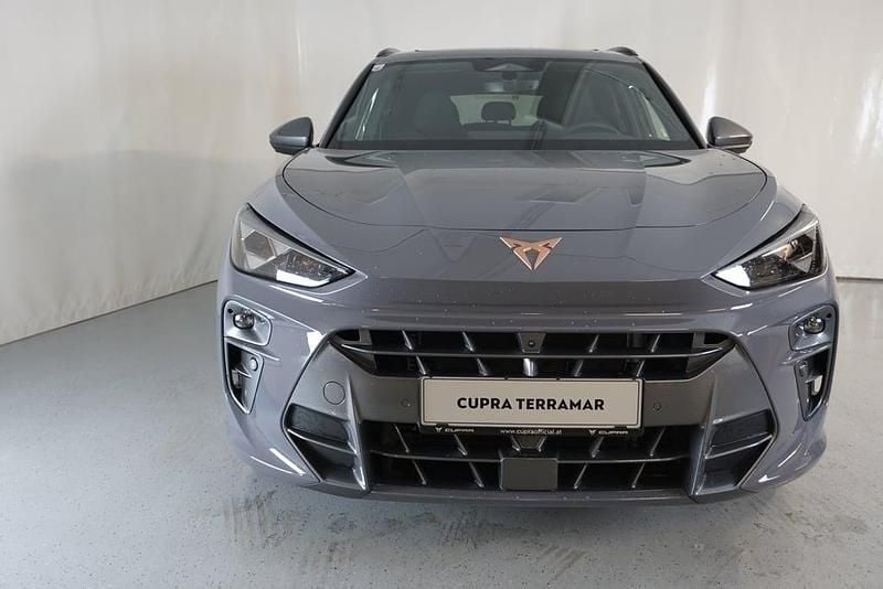 Gebraucht Cupra Terramar VZ 265 PS (194 kW) 2024 Hellgrau  normal SUV