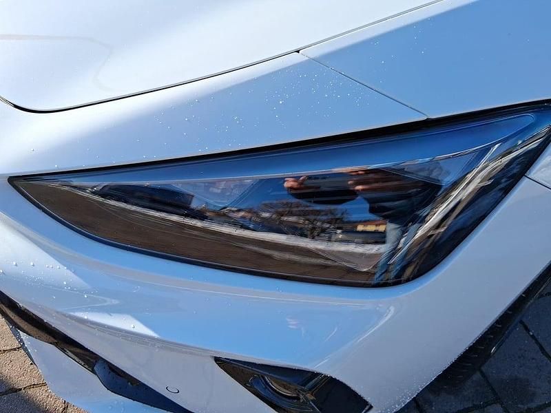 Gebraucht Cupra Leon 150 PS (110 kW) 2026 Weiss  metallic Kombi