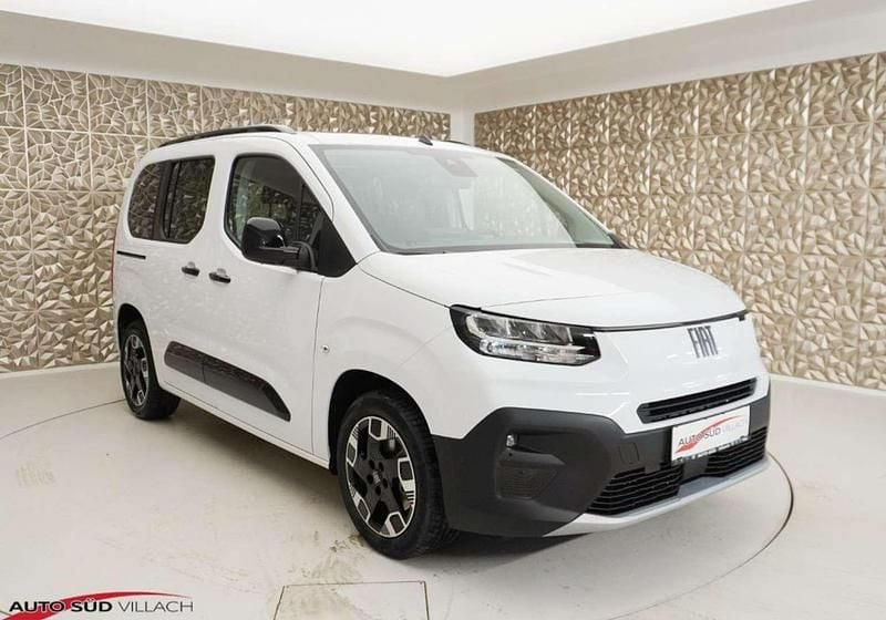 Neu Fiat Doblò 131 PS (96 kW) 2025 Weiß Van / Kleinbus