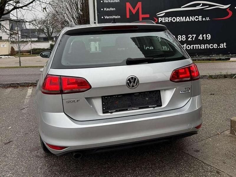 Gebraucht VW Golf VII Trendline 110 PS (80 kW) 2016 Grau Kombi