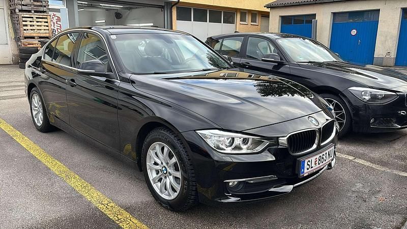 Gebraucht BMW 318 143 PS (105 kW) 2013 Schwarz Limousine