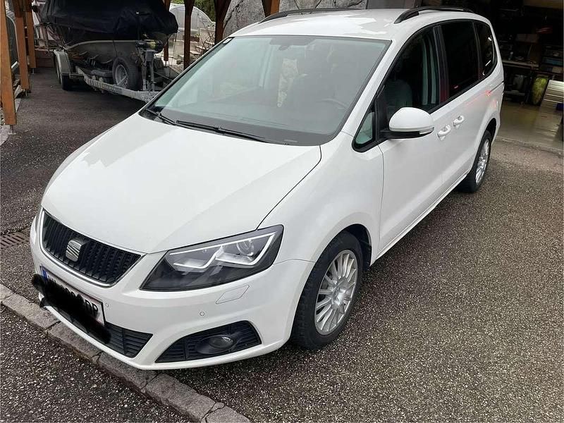 Weiß Gebraucht 2013 Seat Alhambra Style Van / Kleinbus | € 13.000 (Fairer Preis) - Bild 1/4