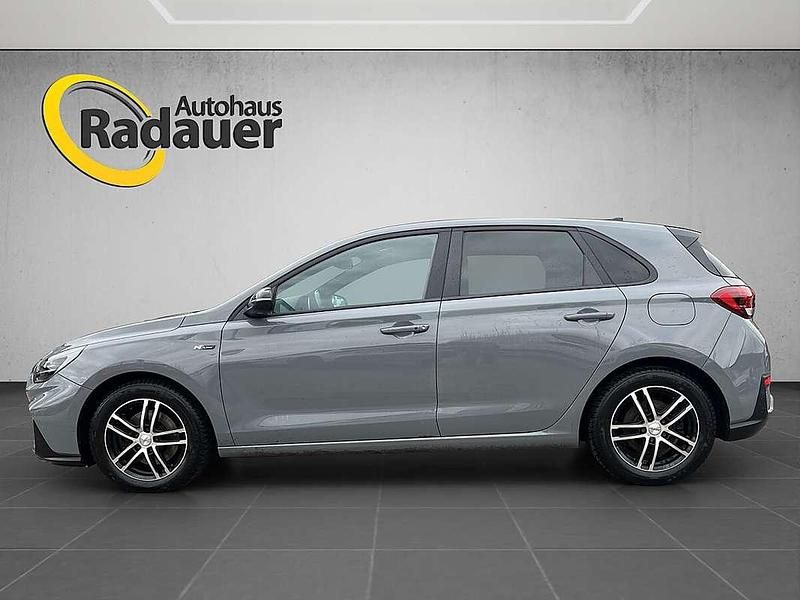Gebraucht Hyundai i30 N Line 120 PS (88 kW) 2022 Grau Limousine