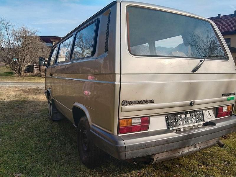 Gebraucht VW T3 69 PS (50 kW) 1990 Silber Van