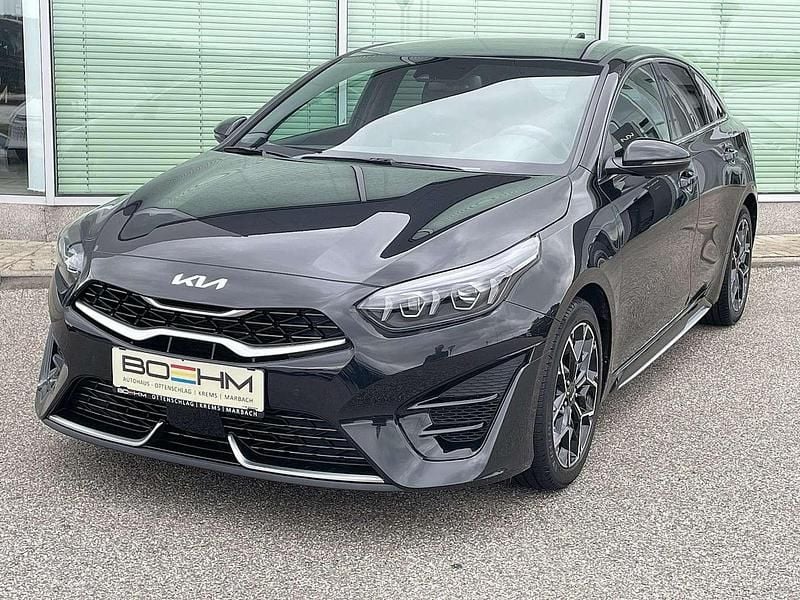 Schwarz Gebraucht 2023 Kia ProCeed GT-Line Kleinwagen | € 20.980 - Bild 1/4