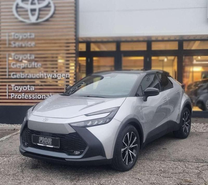 Silber Gebraucht 2024 Toyota C-HR Active SUV | € 33.990 (Teuer) - Bild 1/4