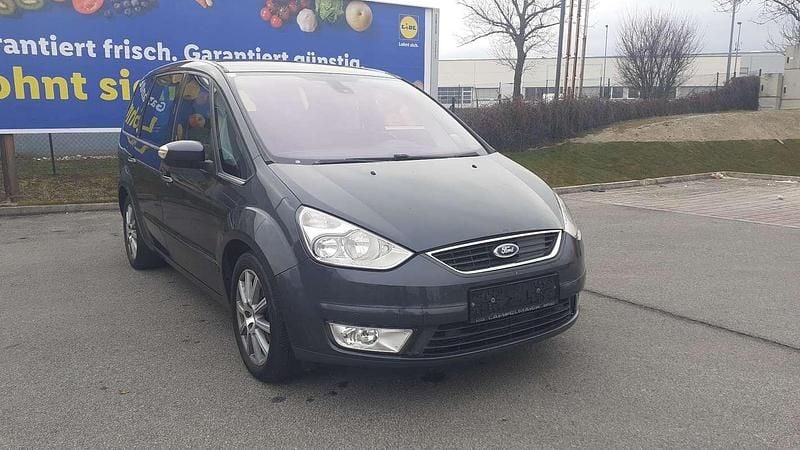 Gebraucht Ford Galaxy 140 PS (102 kW) 2009 Grau Van / Kleinbus