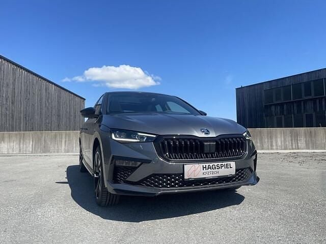 Grau Gebraucht 2024 Skoda Scala Monte Carlo Kleinwagen | € 27.500 - Bild 1/4