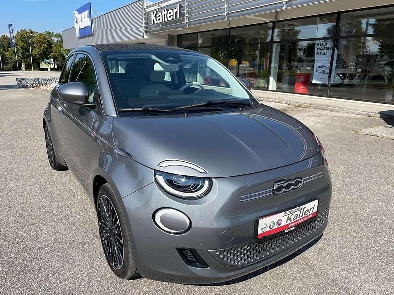 Grau Gebraucht 2021 Fiat 500e La Prima Cabrio | € 34.990 - Bild 1/4