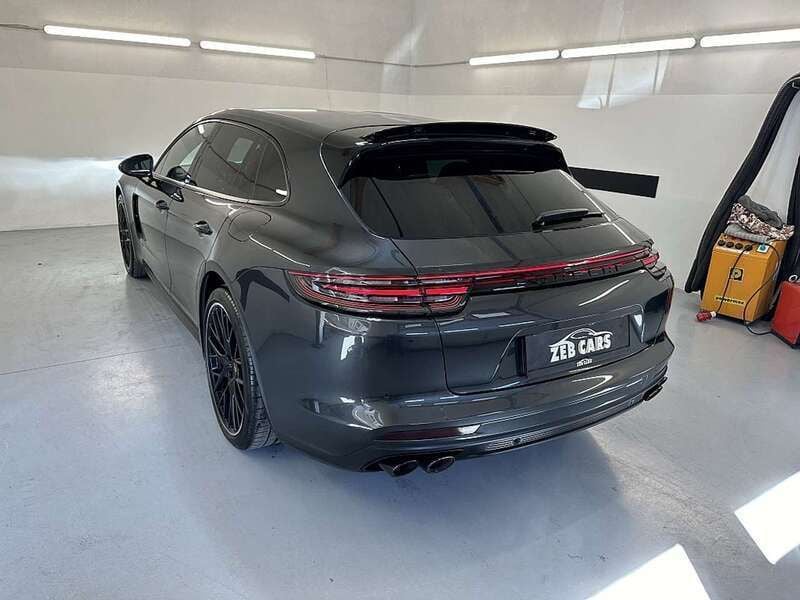 Grau Gebraucht 2019 Porsche Panamera 4 Sport Turismo Limousine | € 63.900 - Bild 1/4