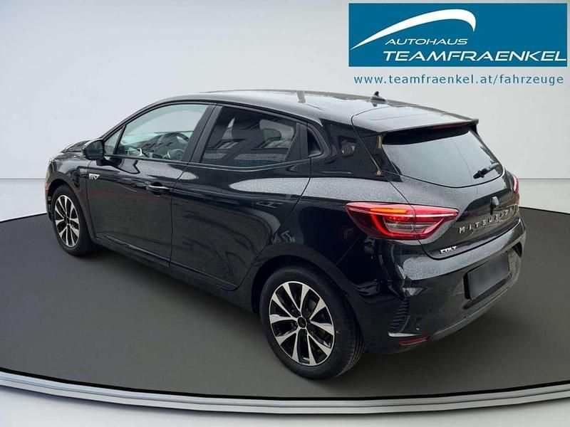 Neu Mitsubishi Colt Invite 94 PS (69 kW) 2025 Schwarz Kleinwagen