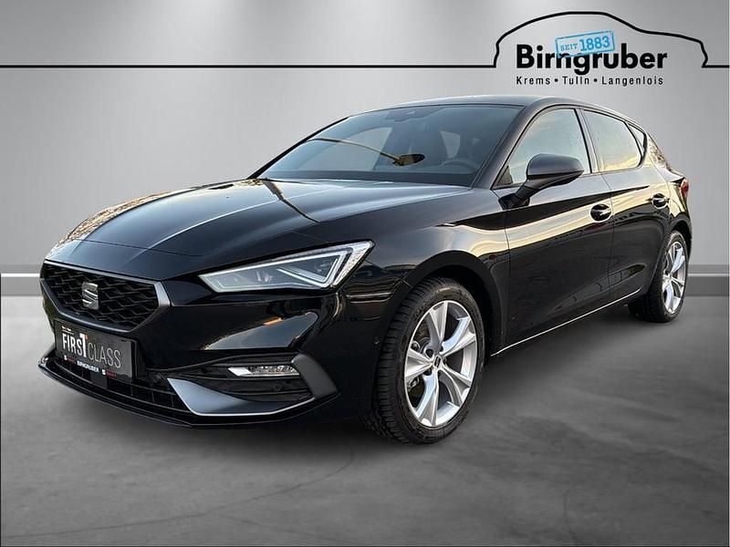 Schwarz Neu 2025 Seat Leon FR Limousine | € 25.570 (Fairer Preis) - Bild 1/4