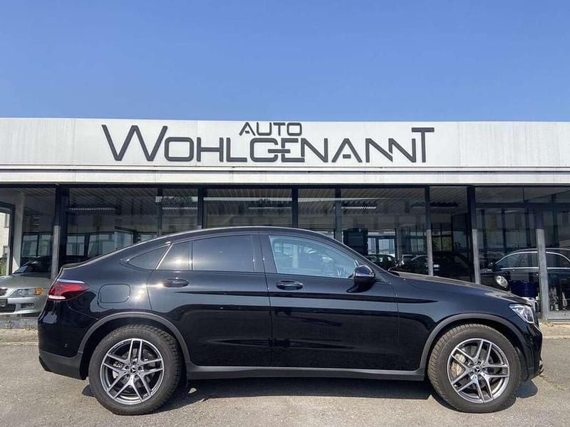 Gebraucht Mercedes GLC220 AMG line 194 PS (142 kW) 2021 Schwarz Coupé