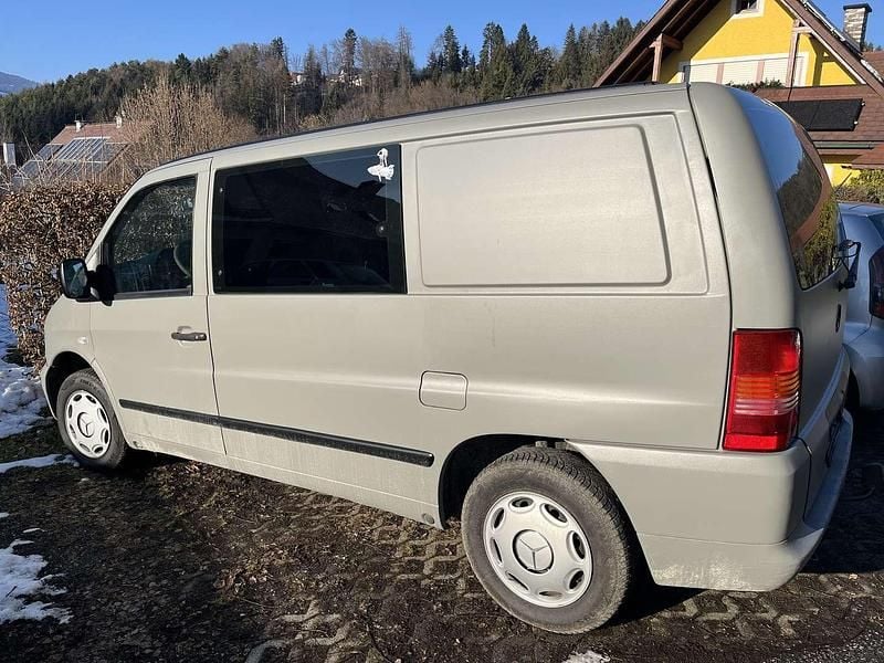 Gebraucht Mercedes Vito 122 PS (89 kW) 1999 Grau Van