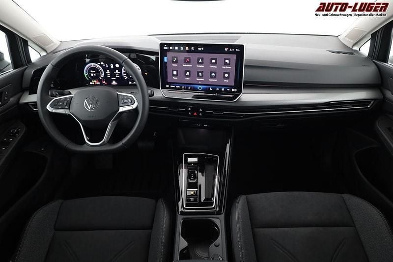 Neu VW Golf VIII Edition 204 PS (150 kW) 2025 Urano grau Limousine