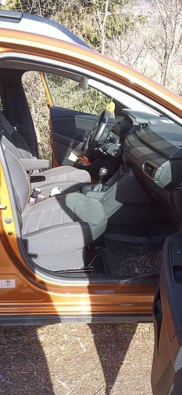 Gebraucht Dacia Sandero Essentiel 91 PS (66 kW) 2021 Orange Limousine