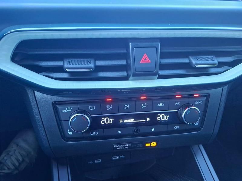 Neu Seat Ibiza Style 95 PS (69 kW) 2026 Hellgrau  metallic