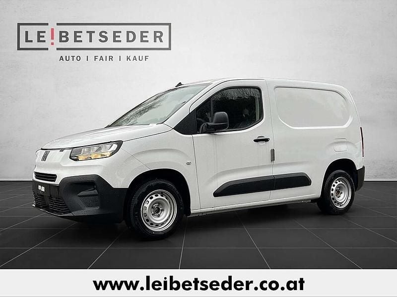 Neu Fiat Doblò Easy 110 PS (80 kW) 2025 Weiß Van / Kleinbus