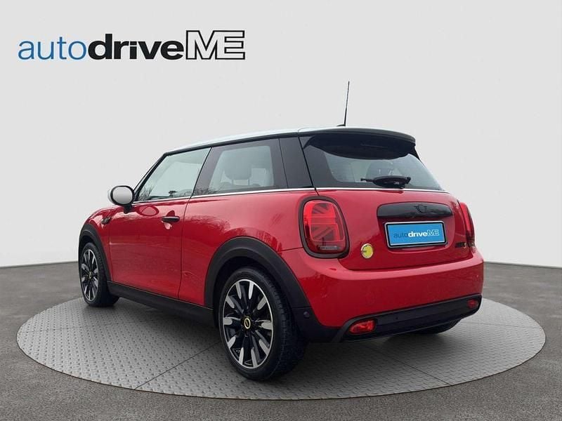 Gebraucht Mini Cooper SE Classic 75 kW (102 PS) 2021 Rot Kleinwagen