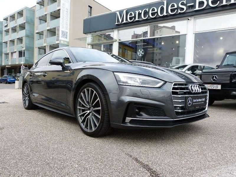 Grau Gebraucht 2017 Audi A5 Sportback S-Line Kleinwagen | € 29.850 (Teuer) - Bild 1/4