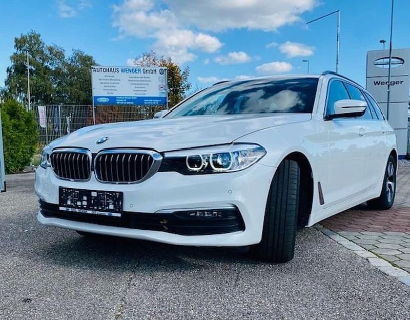 Gebraucht BMW 520 Sport Line 190 PS (139 kW) 2020 Weiß Kombi