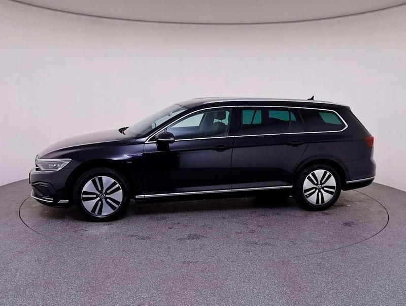 Gebraucht VW Passat GTE 156 PS (114 kW) 2021 Schwarz Kombi