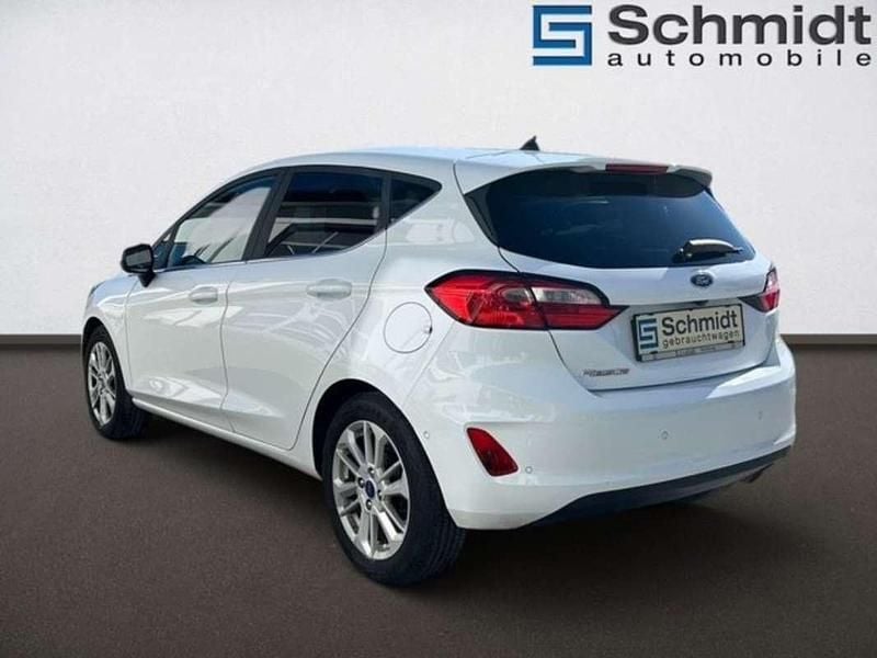 Gebraucht Ford Fiesta Titanium 99 PS (72 kW) 2023 Weiß Kleinwagen