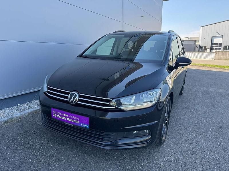 Gebraucht VW Touran Comfortline 116 PS (85 kW) 2020 Schwarz Van / Kleinbus