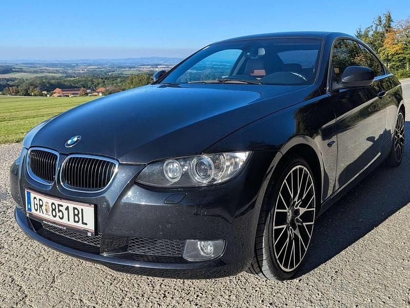 Schwarz Gebraucht 2009 BMW 320 Coupé | € 6.990 (Fairer Preis) - Bild 1/4